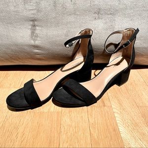 merona · marcella low block heeled sandals
